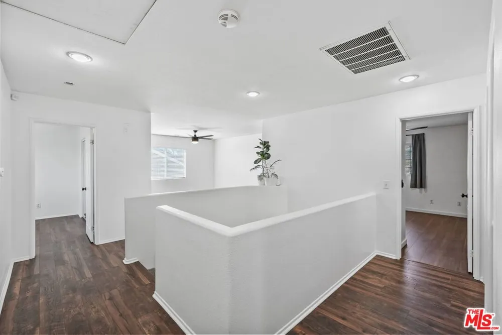 3843 Vitrina Lane Palmdale, CA 93551