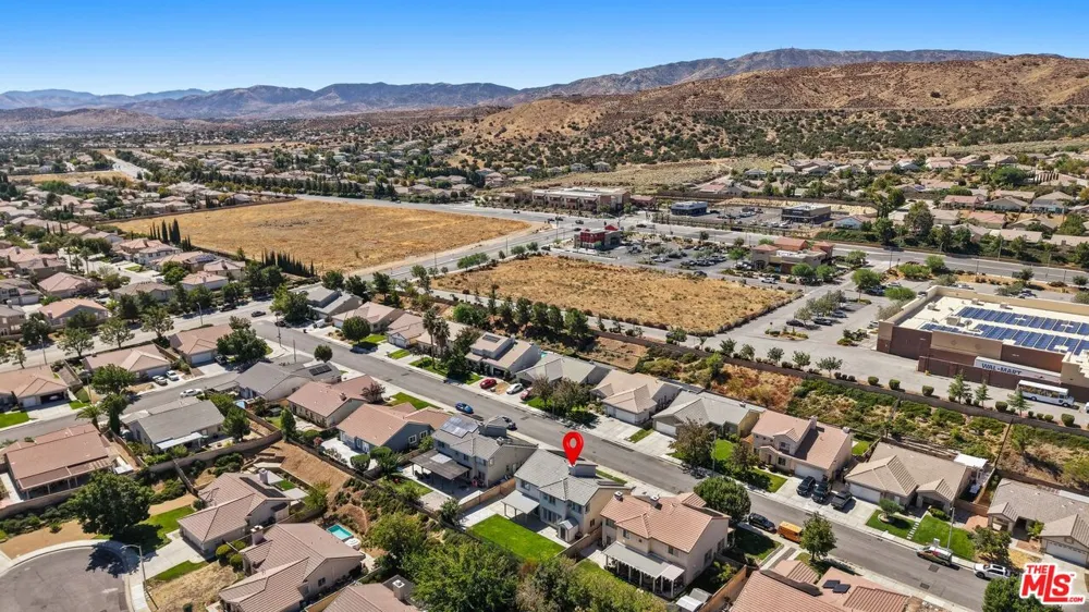 3843 Vitrina Lane Palmdale, CA 93551