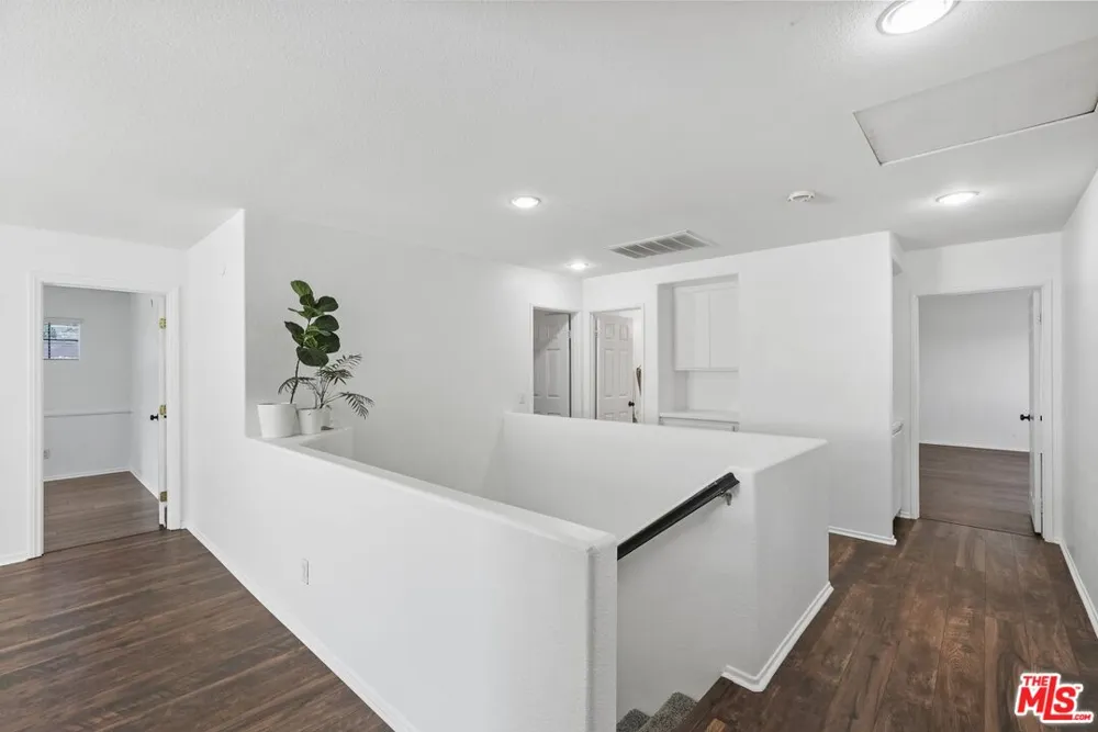 3843 Vitrina Lane Palmdale, CA 93551