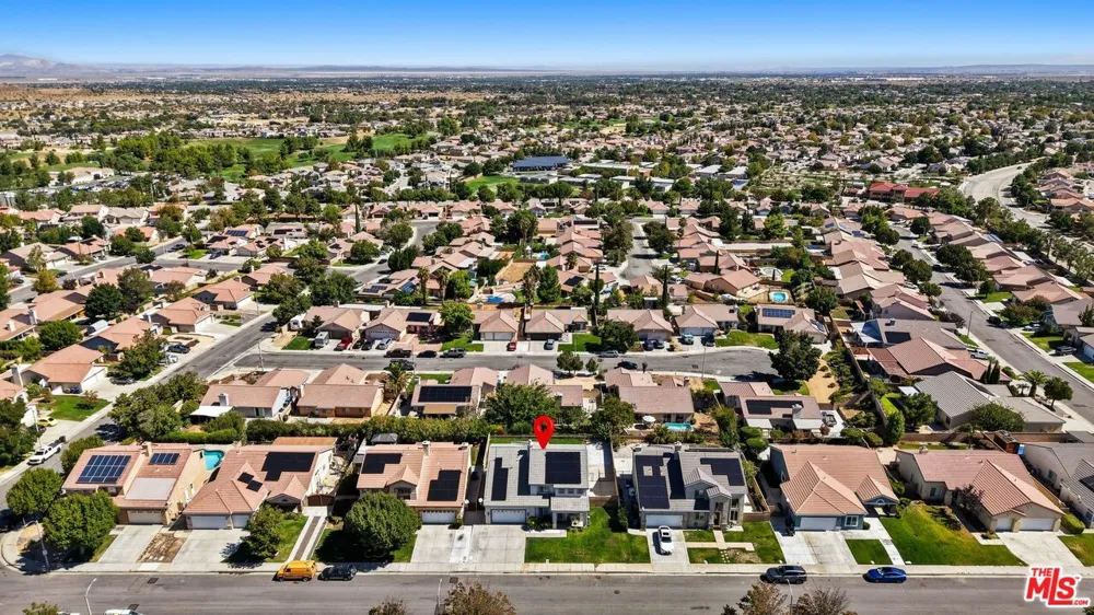 3843 Vitrina Lane Palmdale, CA 93551