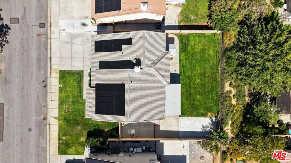 3843 Vitrina Lane Palmdale, CA 93551