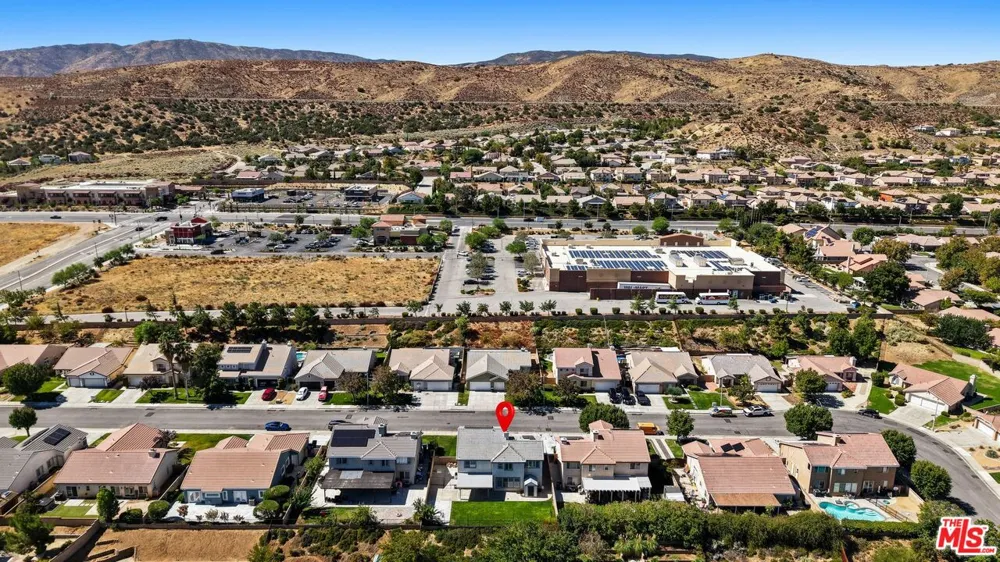 3843 Vitrina Lane Palmdale, CA 93551