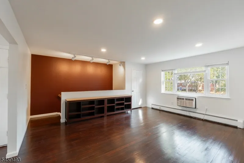 1269 Valley #B Unit B Wayne, NJ 07470