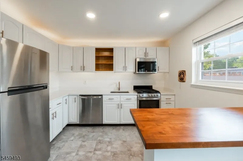 1269 Valley #B Unit B Wayne, NJ 07470
