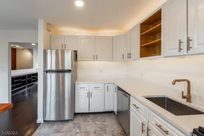 1269 Valley #B Unit B Wayne, NJ 07470
