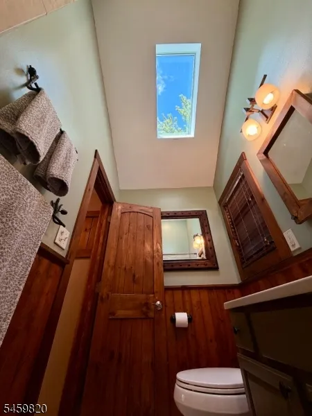 83 Sunset Trl Denville, NJ 07834