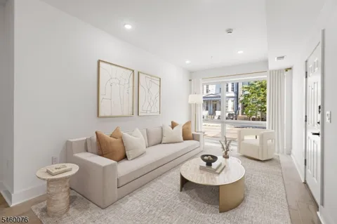 1001 Summit Ave #1 Unit 1