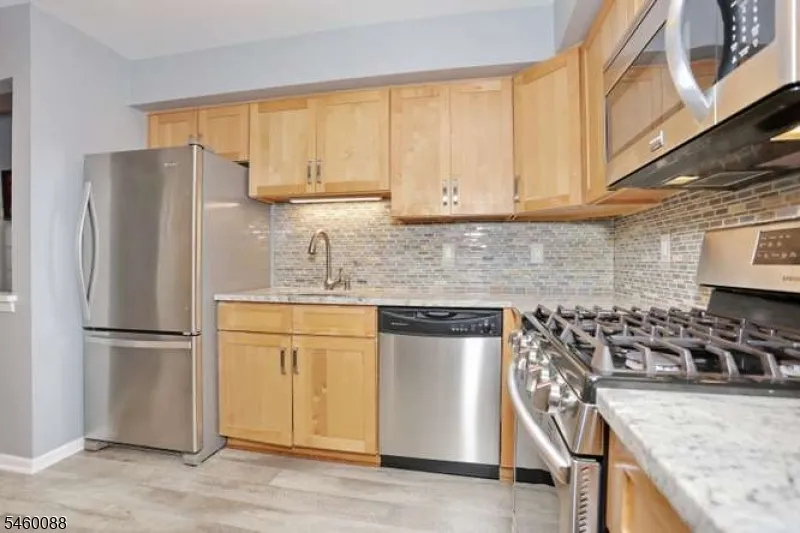 108 Passaic Ave #24 Unit 24 Nutley, NJ 07110