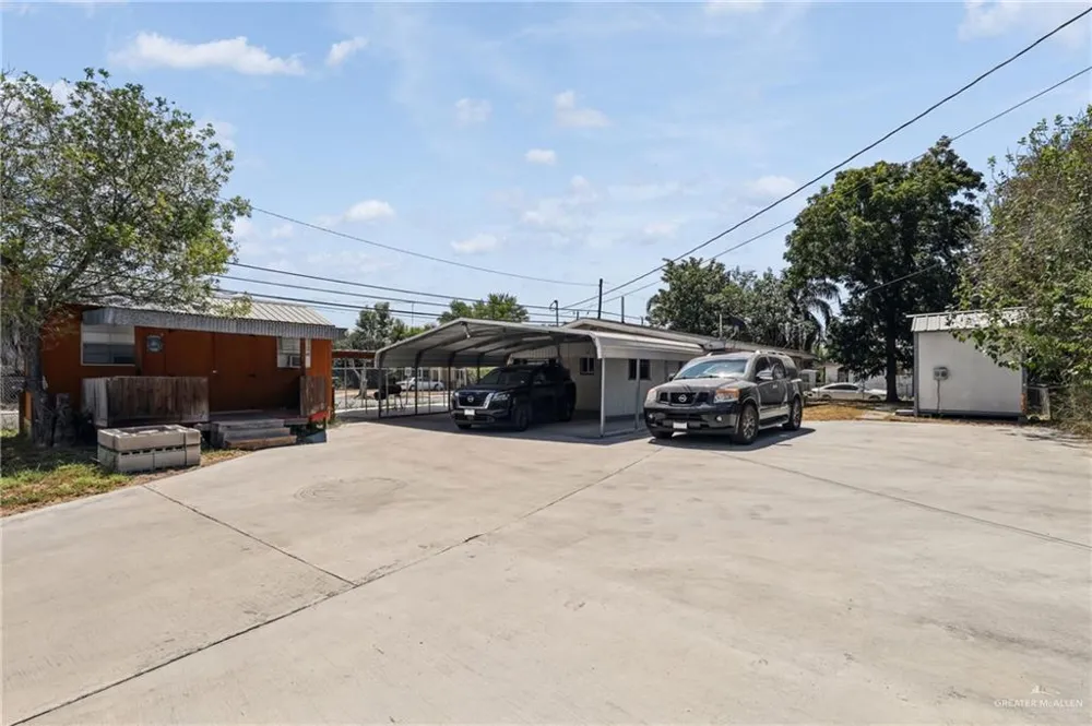 725 E Los Torritos Street Weslaco, TX 78596