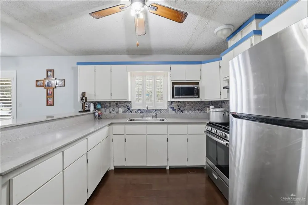 725 E Los Torritos Street Weslaco, TX 78596