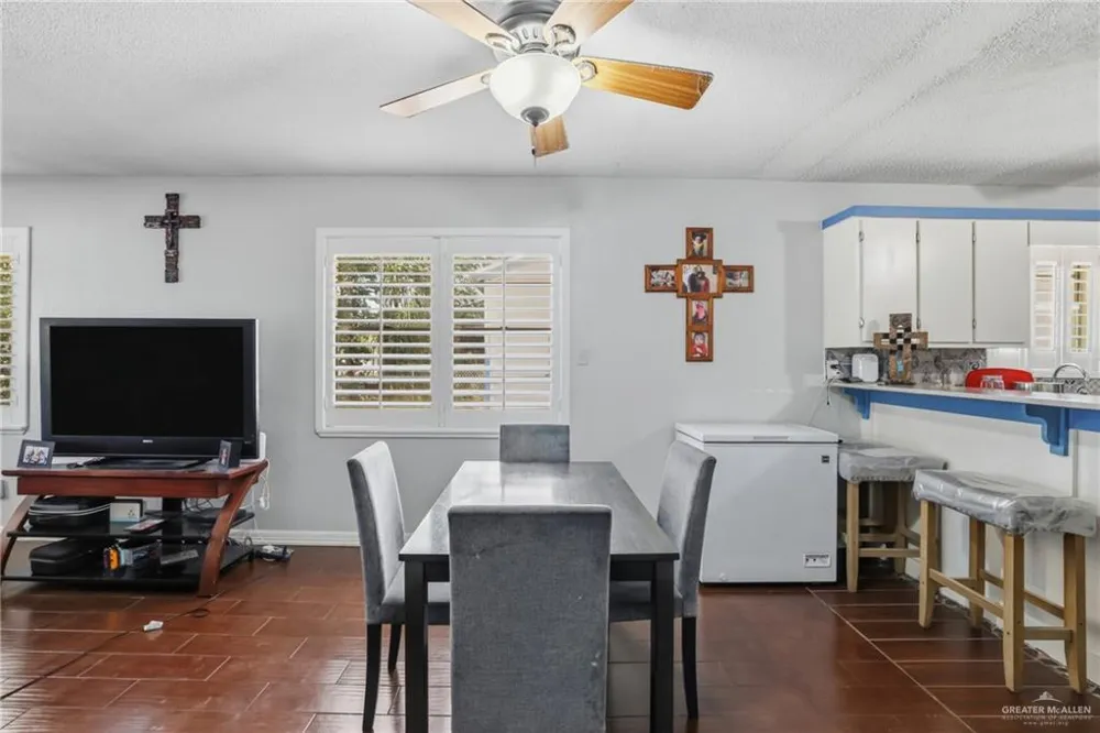 725 E Los Torritos Street Weslaco, TX 78596