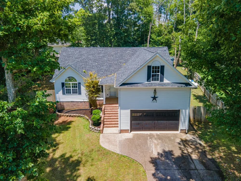 1504 Chestnut Cove Rd Chapel Hill, TN 37034