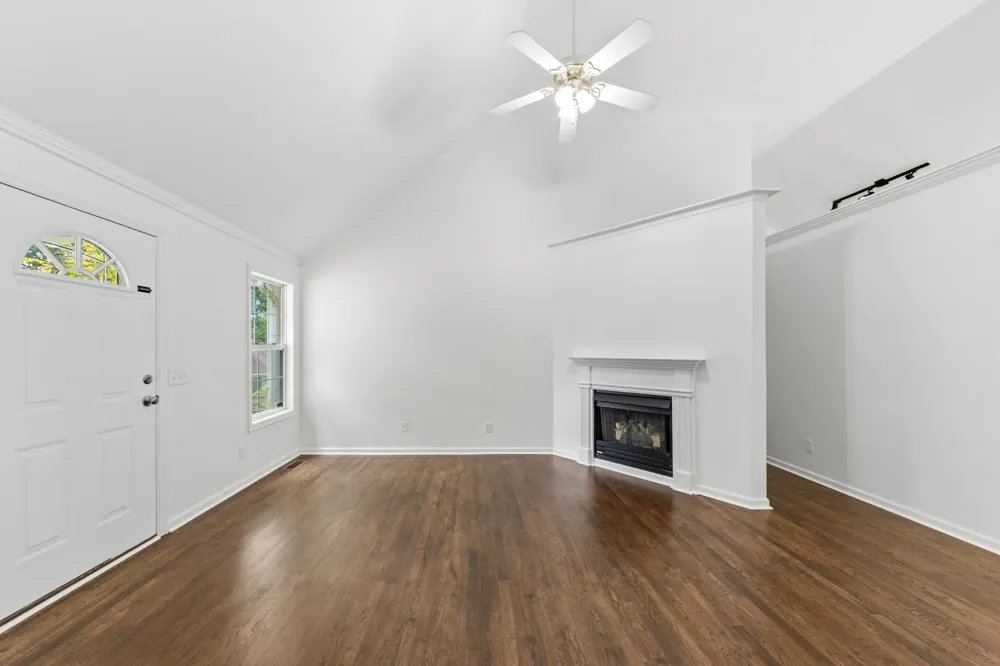 1504 Chestnut Cove Rd Chapel Hill, TN 37034