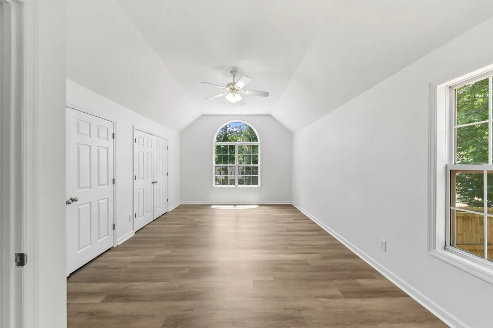 1504 Chestnut Cove Rd Chapel Hill, TN 37034