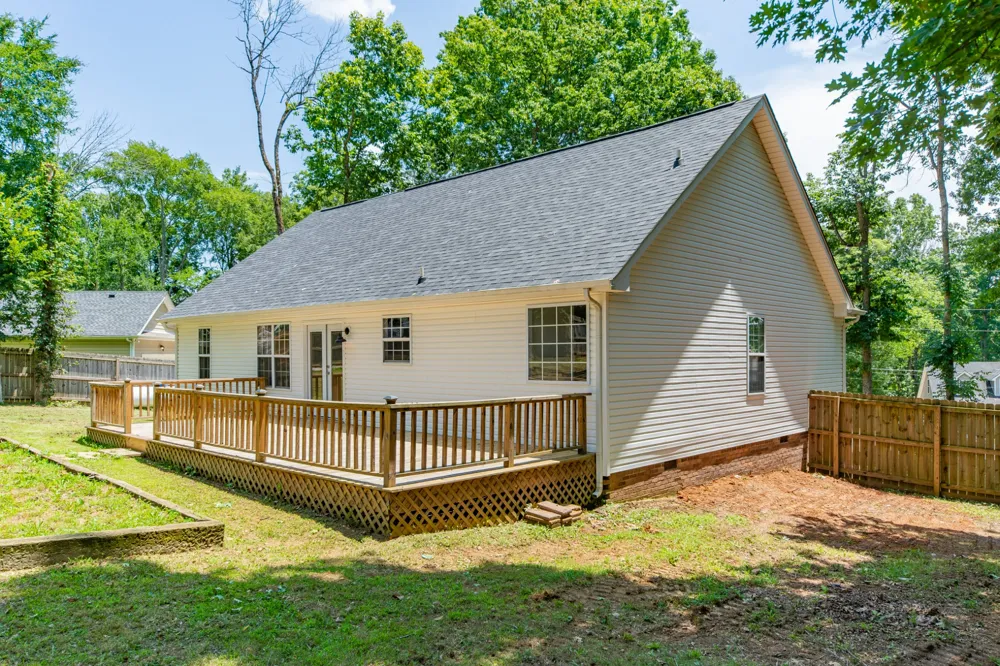 1504 Chestnut Cove Rd Chapel Hill, TN 37034