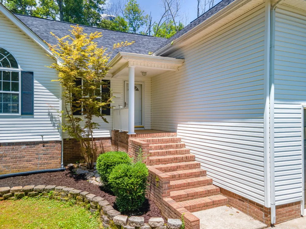 1504 Chestnut Cove Rd Chapel Hill, TN 37034