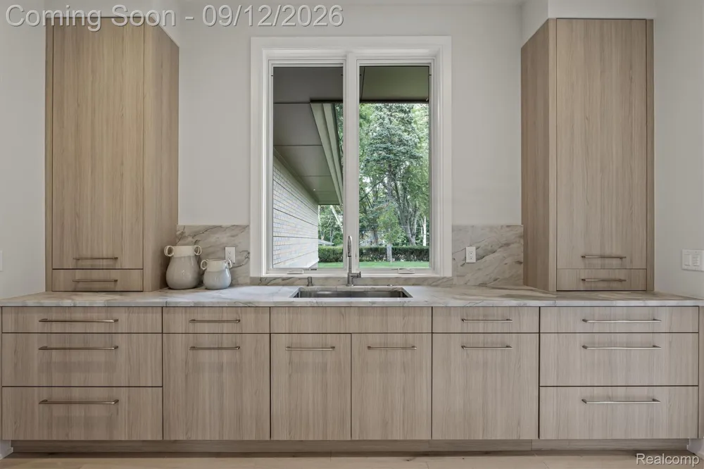 1465 Sodon Lake Drive Bloomfield Hills City, MI 48302