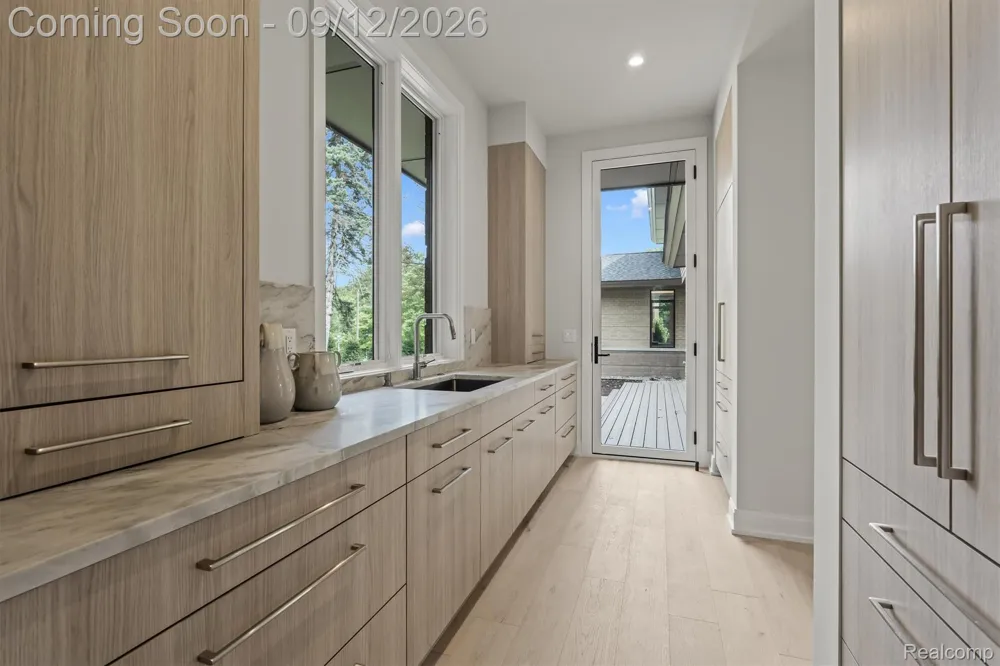 1465 Sodon Lake Drive Bloomfield Hills City, MI 48302