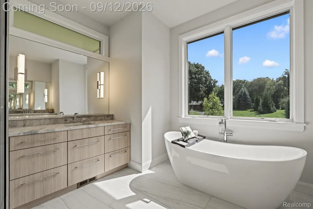 1465 Sodon Lake Drive Bloomfield Hills City, MI 48302