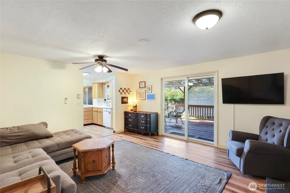 3915 Cherrywood Street Longview, WA 98632