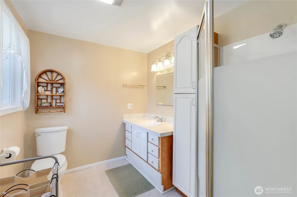 3915 Cherrywood Street Longview, WA 98632