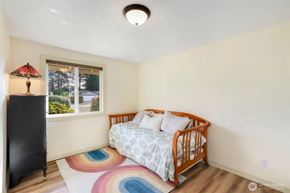 3915 Cherrywood Street Longview, WA 98632