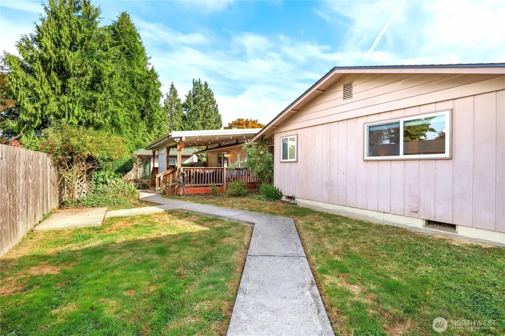 3915 Cherrywood Street Longview, WA 98632