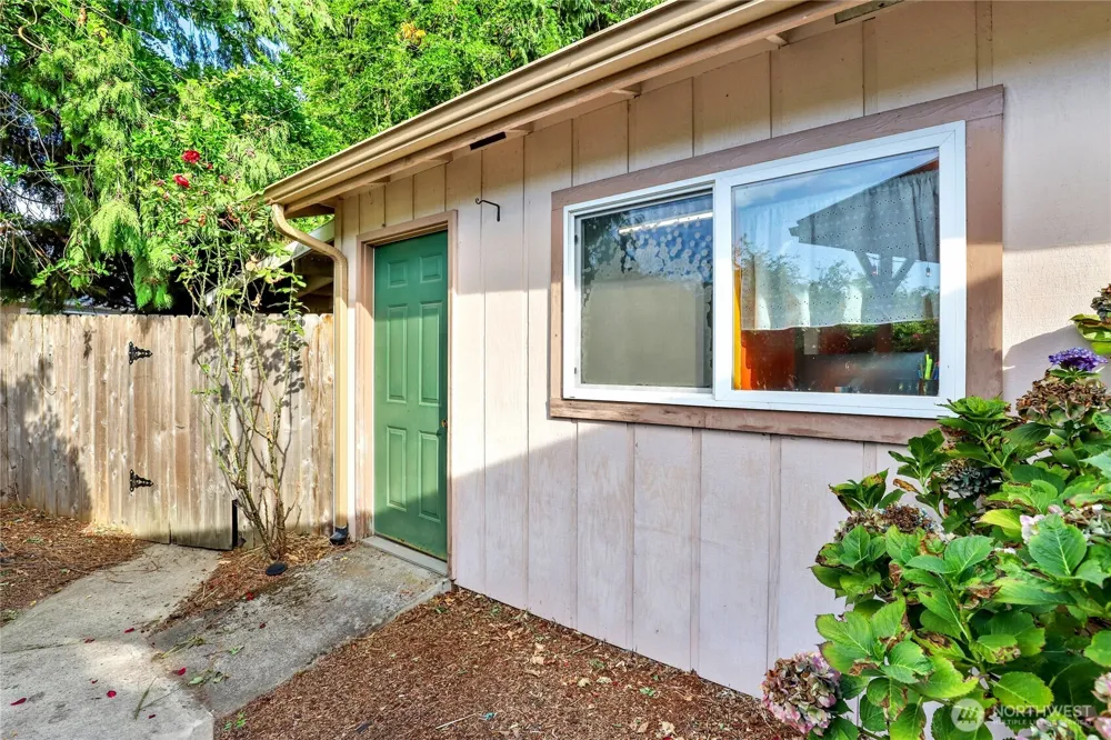 3915 Cherrywood Street Longview, WA 98632