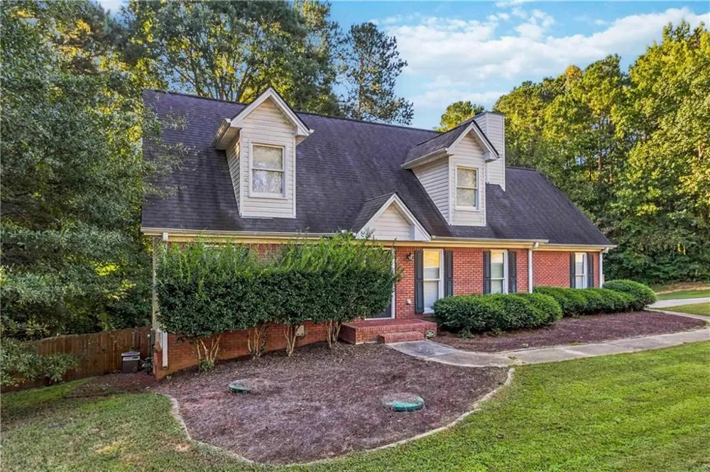 3014 Spring Court Loganville, GA 30052