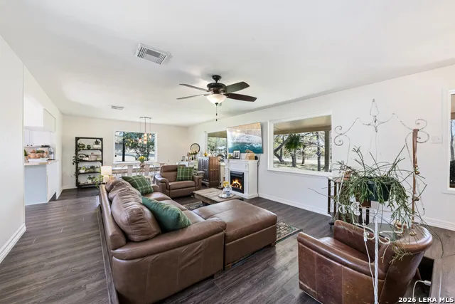 791 Edwards New Braunfels, TX 78132
