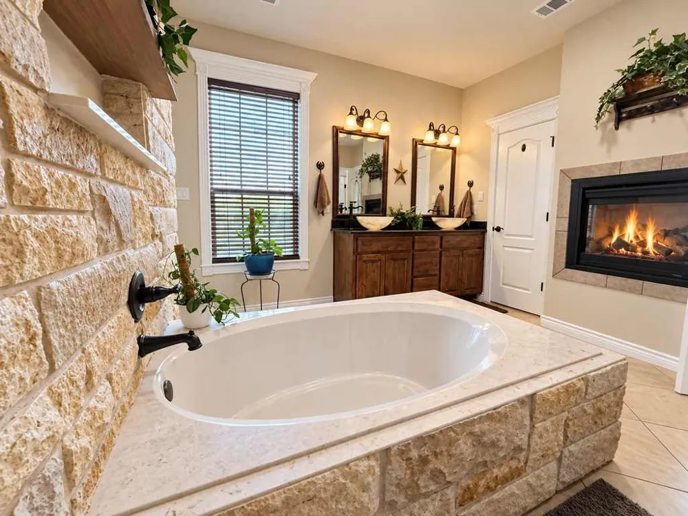 417 County Road 60 Gatesville, TX 76528
