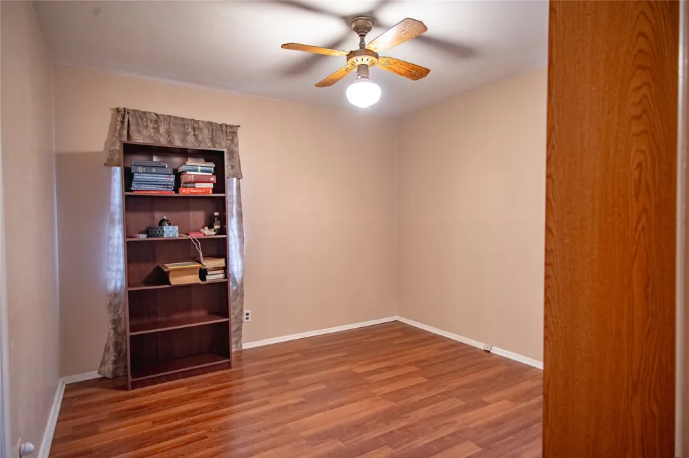 2251 Myrtlewood Drive Dallas, TX 75232