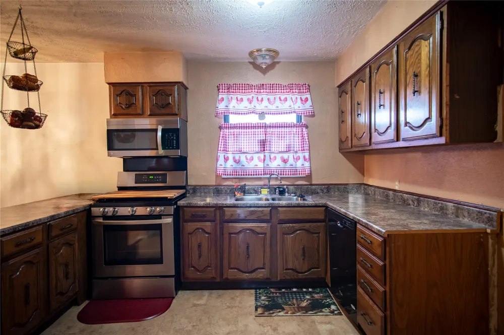 2251 Myrtlewood Drive Dallas, TX 75232
