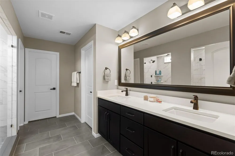 8480 Arapahoe Peak Street Littleton, CO 80125