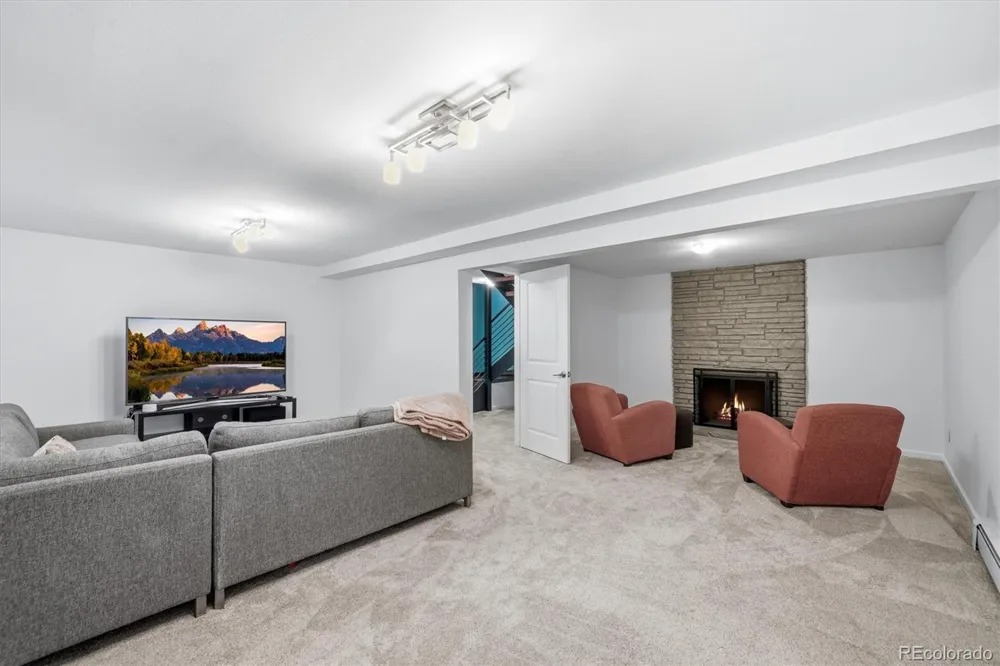 4985 E 12th Avenue Denver, CO 80220