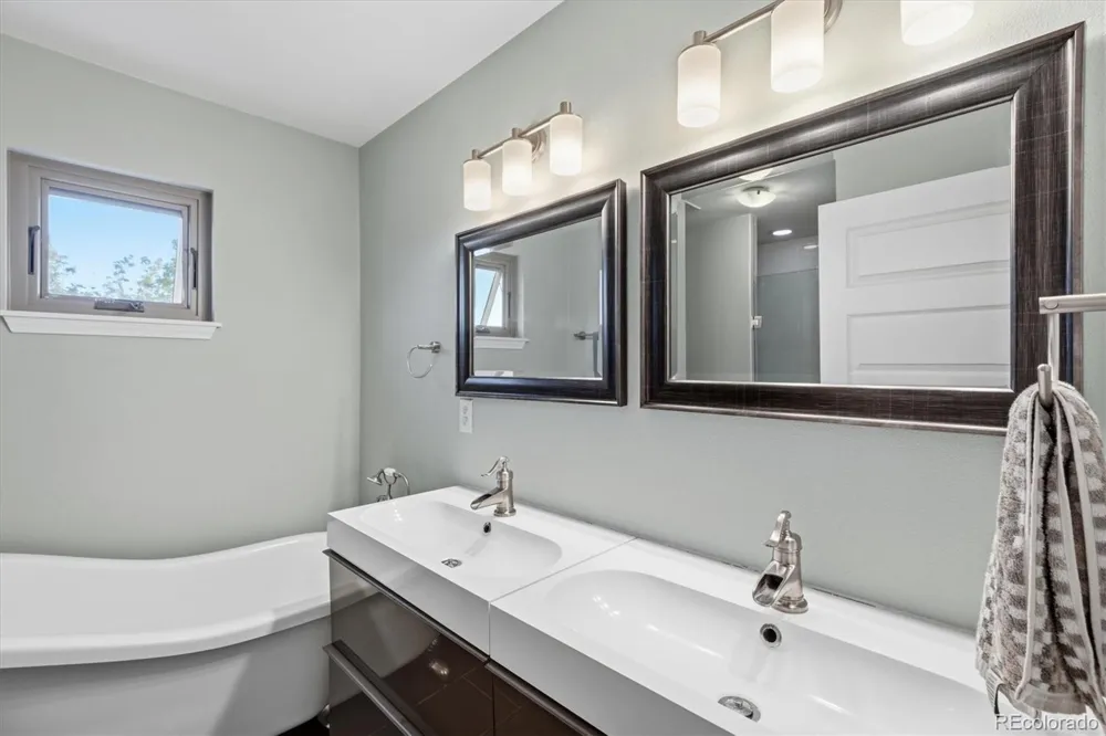 4985 E 12th Avenue Denver, CO 80220