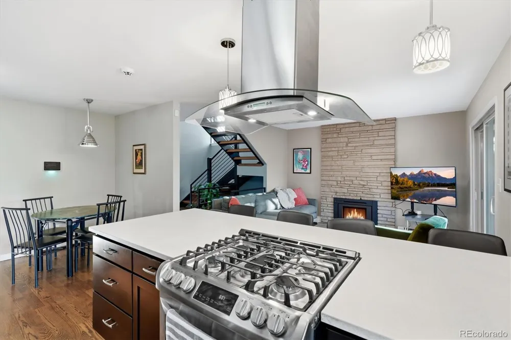 4985 E 12th Avenue Denver, CO 80220