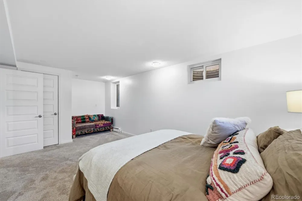 4985 E 12th Avenue Denver, CO 80220