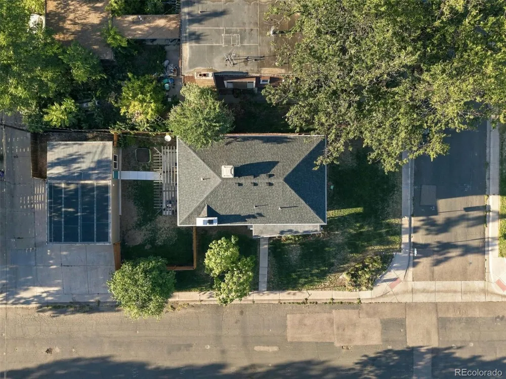 4985 E 12th Avenue Denver, CO 80220