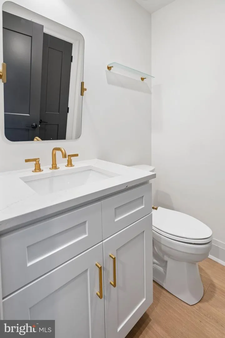 135 S 19TH STREET #201 Philadelphia, PA 19103