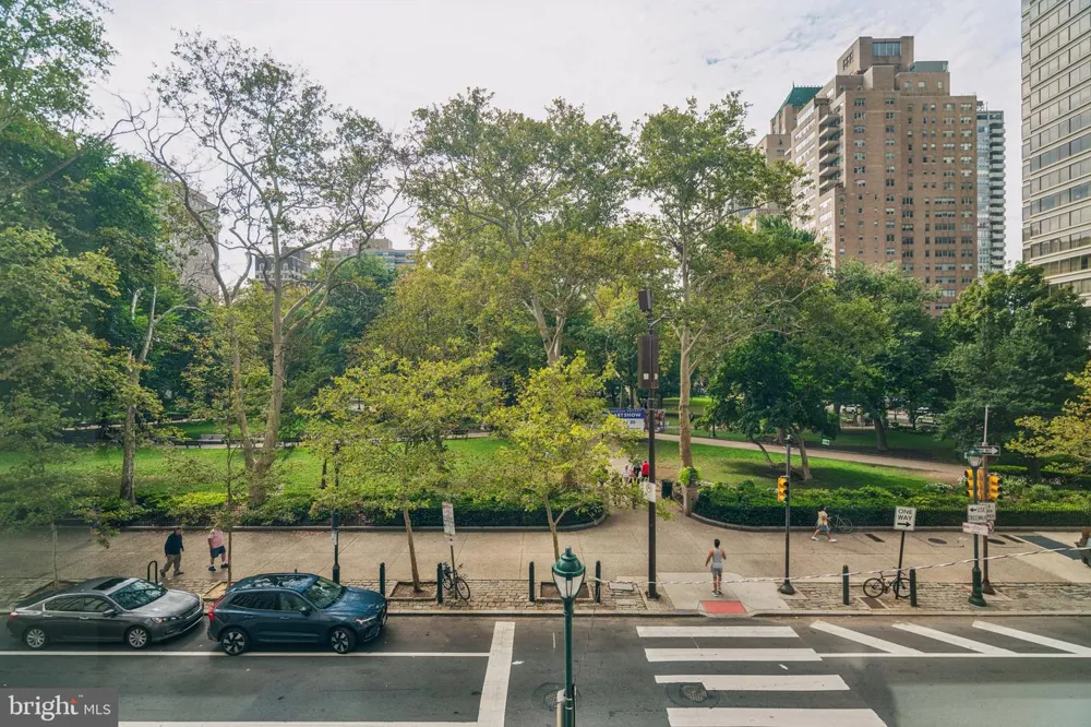 135 S 19TH STREET #201 Philadelphia, PA 19103