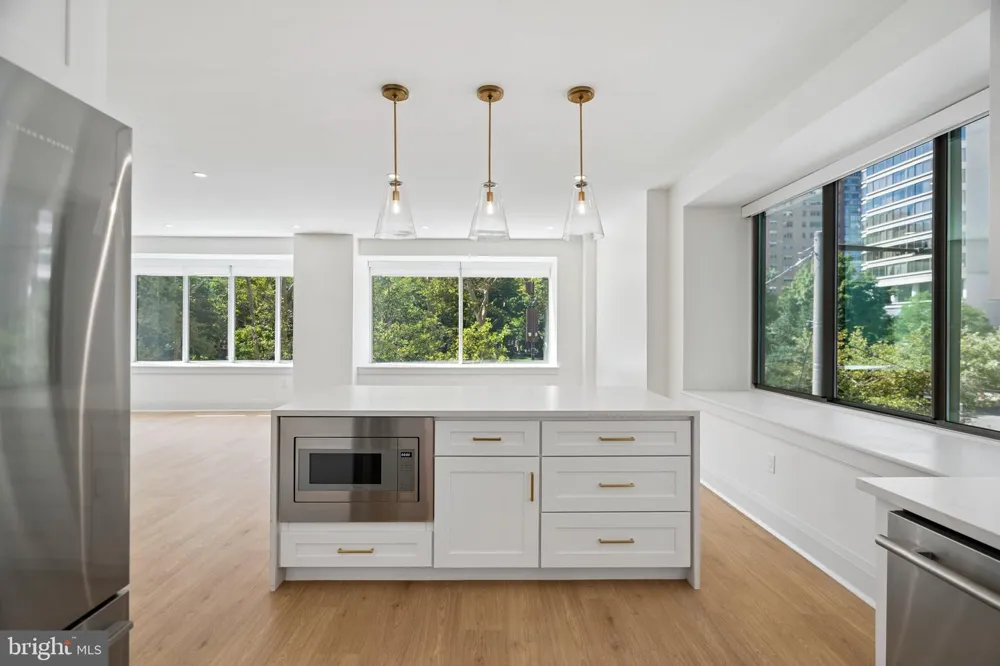 135 S 19TH STREET #201 Philadelphia, PA 19103