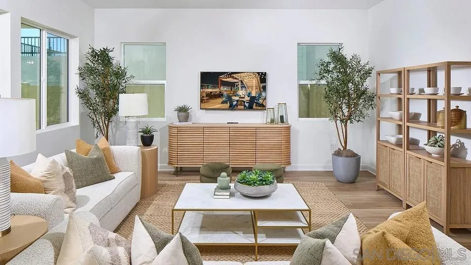 2320 Loker Way Oceanside, CA 92054