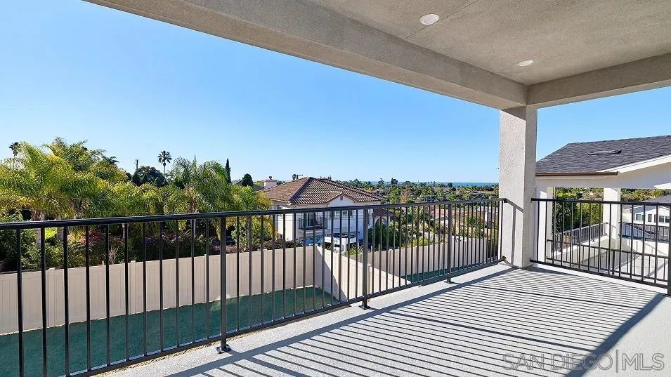 2320 Loker Way Oceanside, CA 92054
