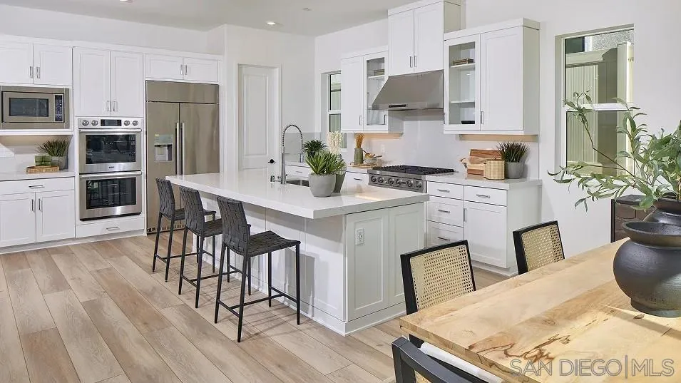 2320 Loker Way Oceanside, CA 92054