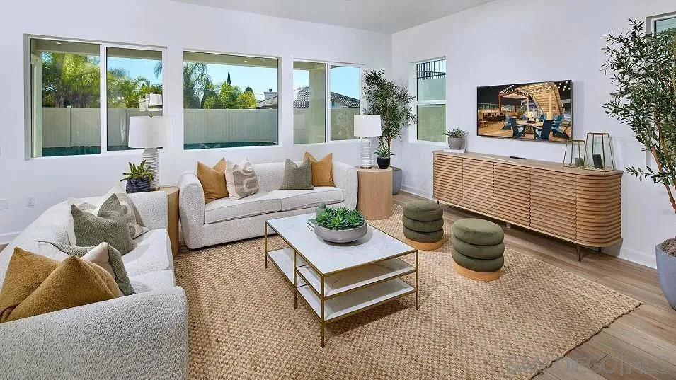 2320 Loker Way Oceanside, CA 92054