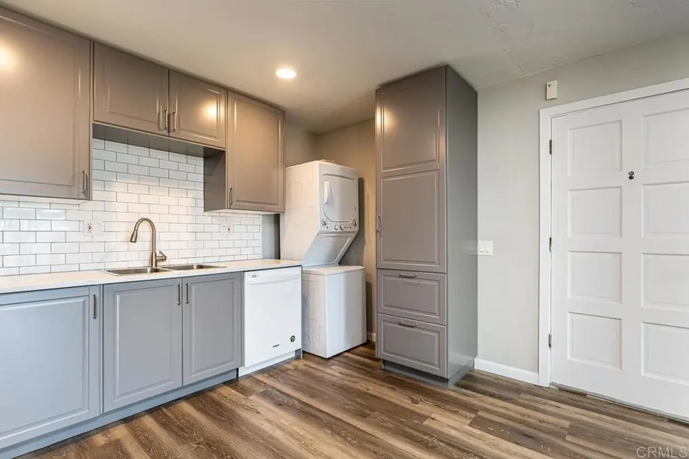 2336 Hosp Way Carlsbad, CA 92008