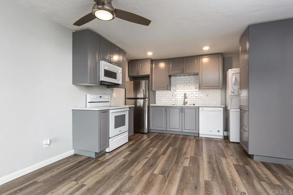 2336 Hosp Way Carlsbad, CA 92008
