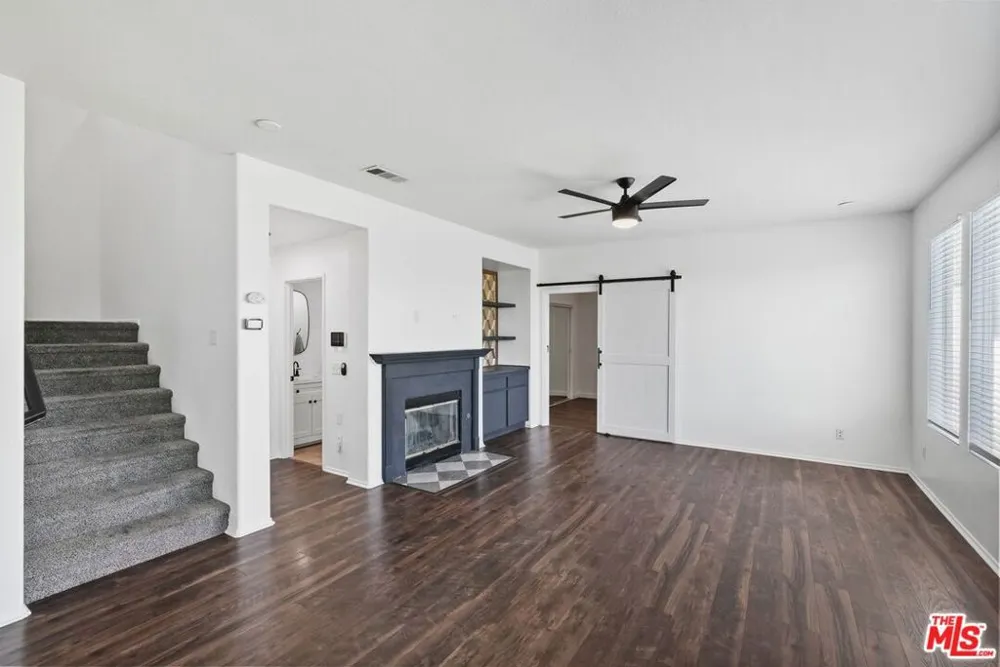 3843 Vitrina Lane Palmdale, CA 93551