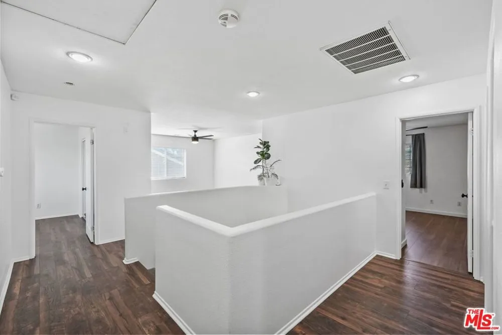 3843 Vitrina Lane Palmdale, CA 93551
